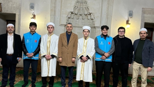 EDİRNE’DE BİR İLK: GENÇ HAFIZLARDAN HATİMLİ TERAVİH PROGRAMI